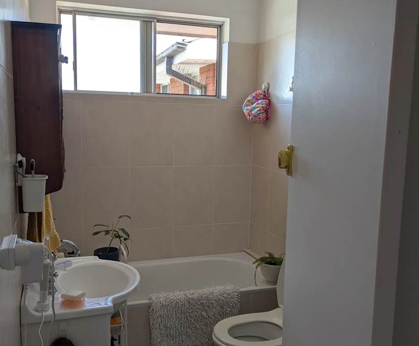 $260, Flatshare, 2 bathrooms, Croydon Park NSW 2133