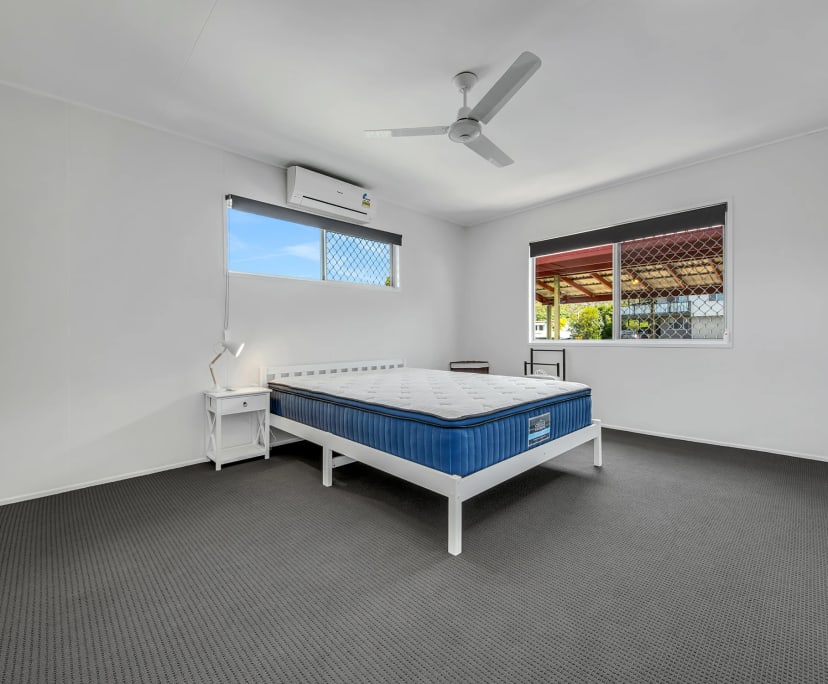 $265, Share-house, 4 bathrooms, West Gladstone QLD 4680