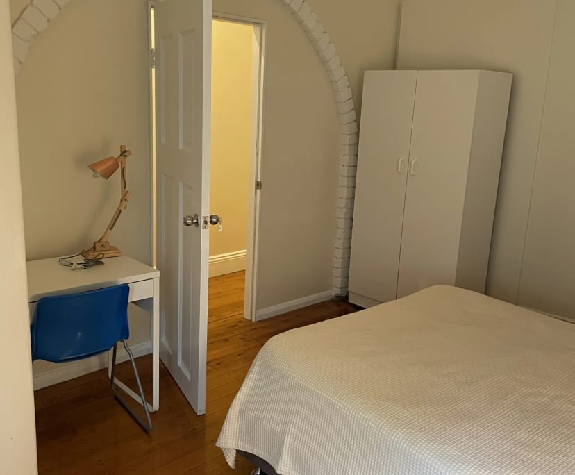 Furnished room in a share house