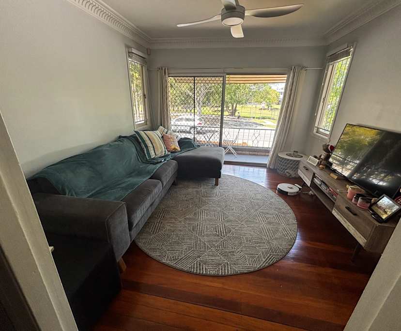 Room in a share house