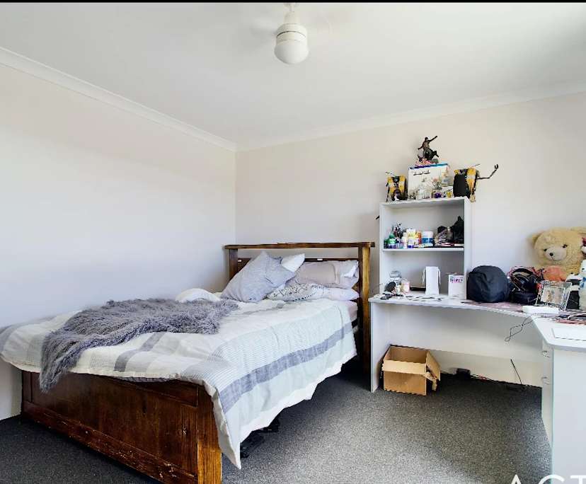 Furnished room with ensuite in a share house