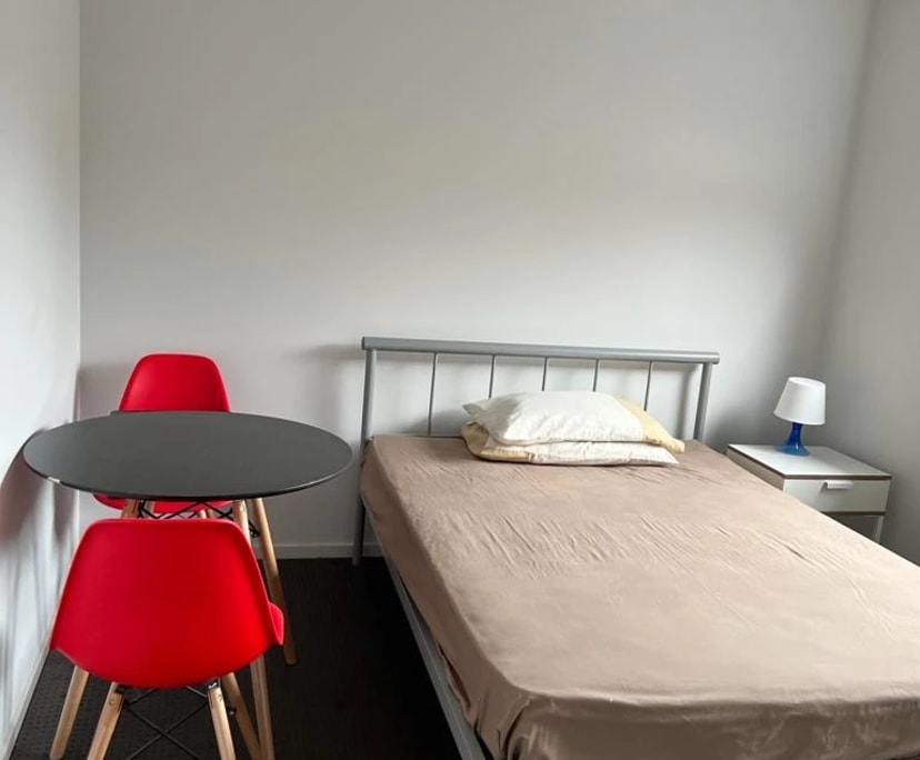 $200, Share-house, 4 bathrooms, Cranbourne West VIC 3977