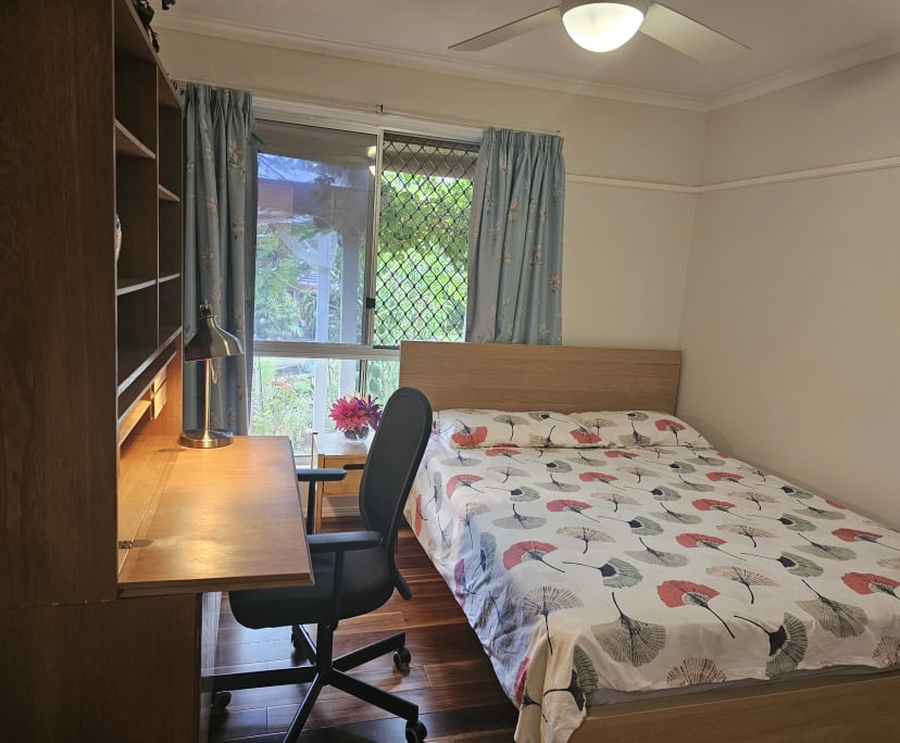 Furnished room with own bathroom