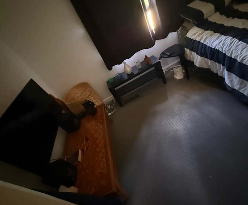 Unfurnished room in a share house