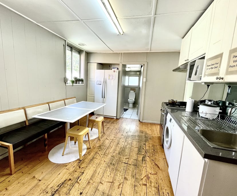 $330, Share-house, 4 bathrooms, Ascot Vale VIC 3032