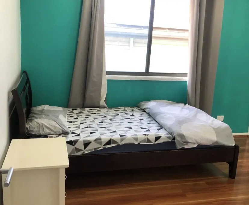 Room in a share house