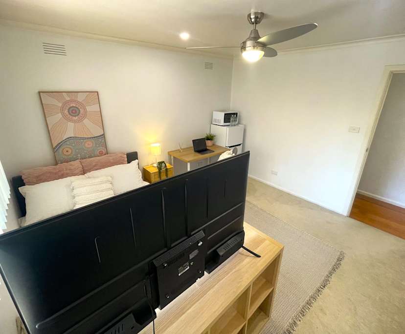 $350, Share-house, 6 bathrooms, Bentleigh East VIC 3165