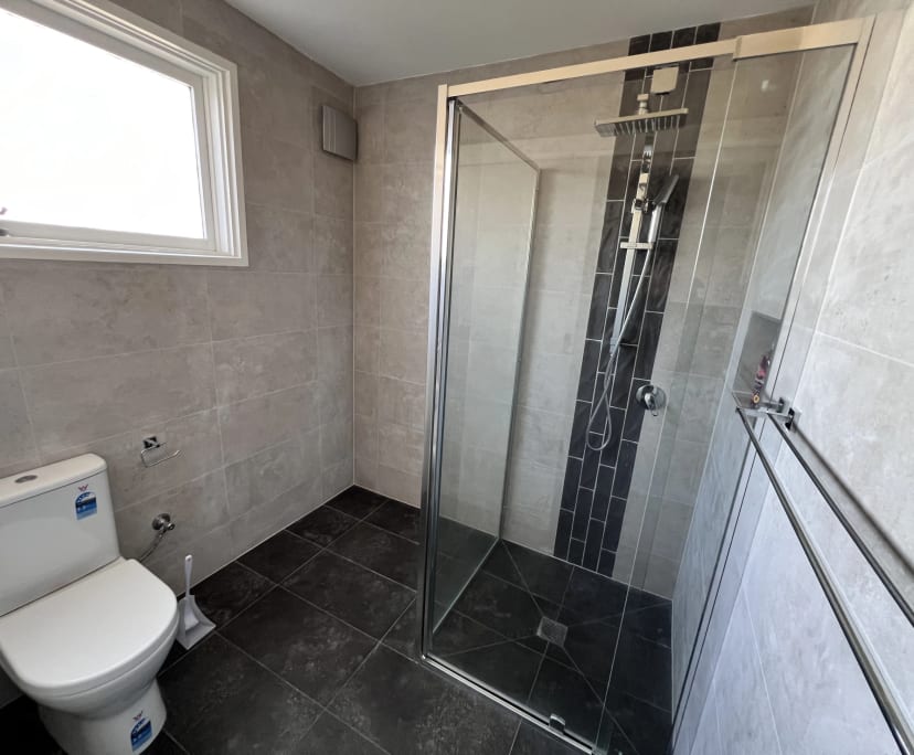 $390, Share-house, 6 bathrooms, Burwood VIC 3125