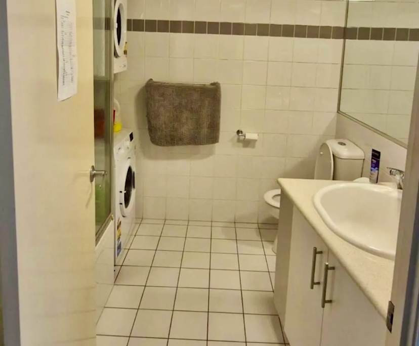 $350, Flatshare, 3 bathrooms, Brisbane City QLD 4000