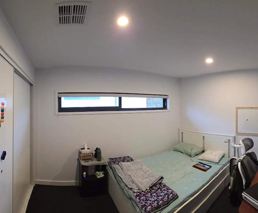 Unfurnished room in a share house