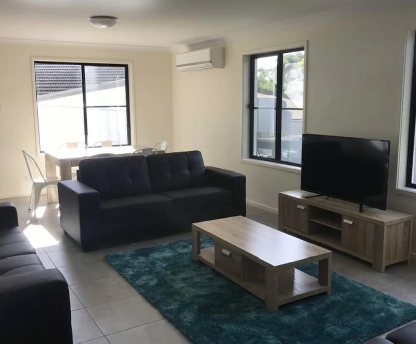 Room for Rent in Waratah West, Newcastle 325, Fur...