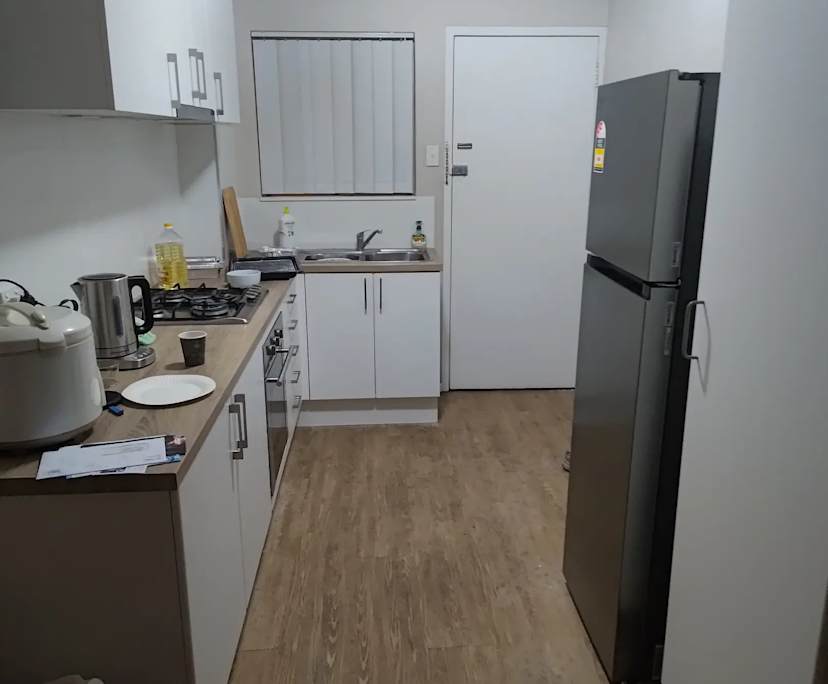 Unfurnished room in a flatshare