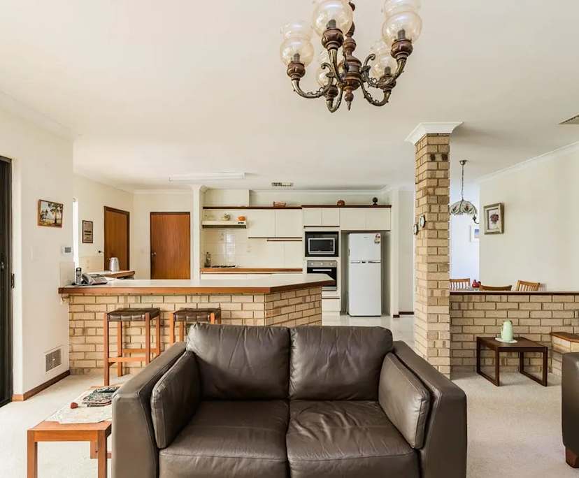 $350, Share-house, 2 rooms, Winthrop WA 6150, Winthrop WA 6150