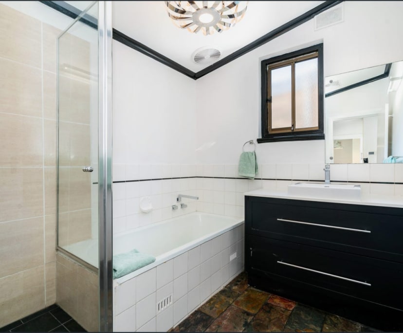 Unfurnished room in a share house