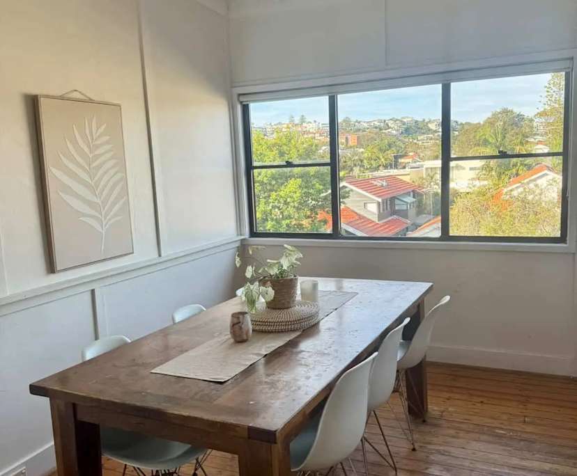 Furnished room in a share house