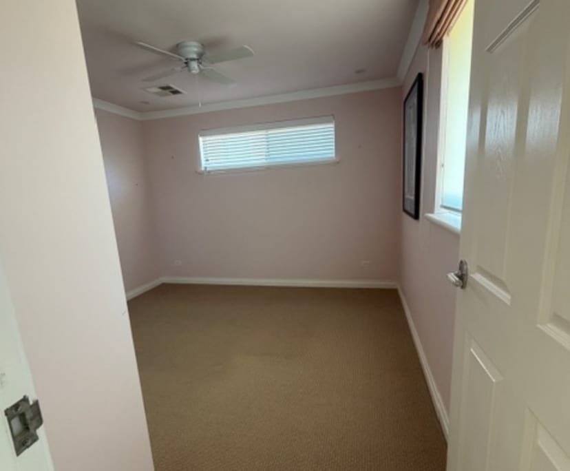 $550, Share-house, 4 bathrooms, Ardross WA 6153