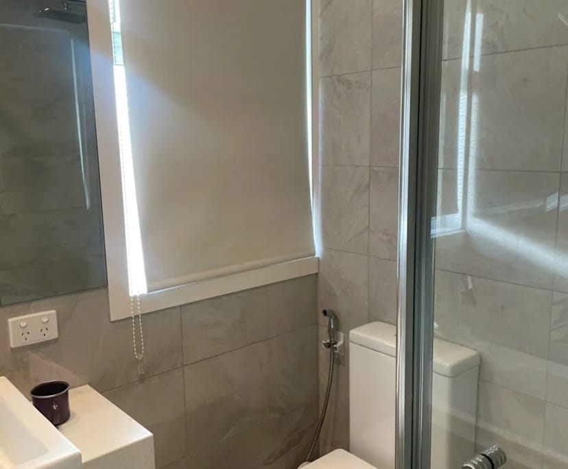 $290, Homestay, 3 bathrooms, Box Hill North VIC 3129