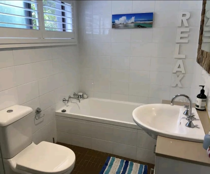 $420, Share-house, 3 bathrooms, Narrabeen NSW 2101