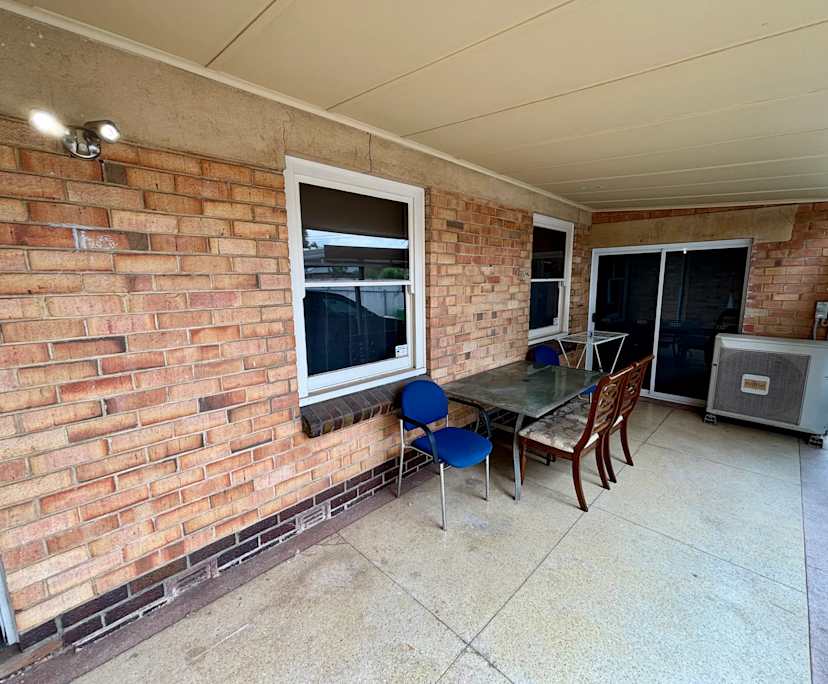 $245, Share-house, 5 bathrooms, Clearview SA 5085