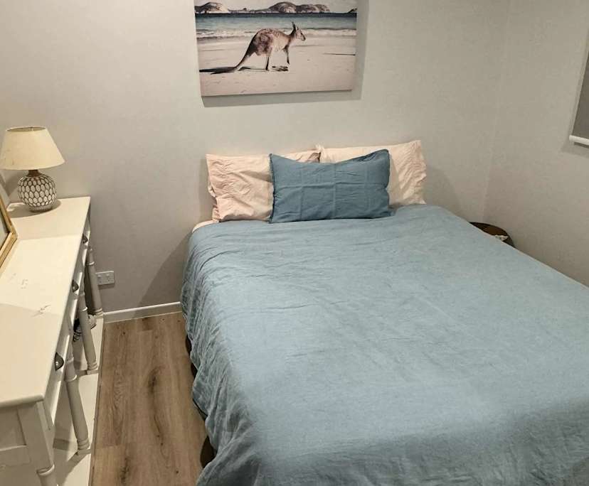 Furnished room with own bathroom