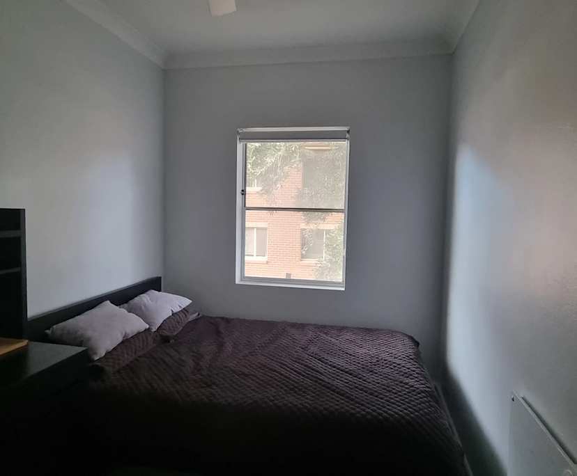 Room in a share house