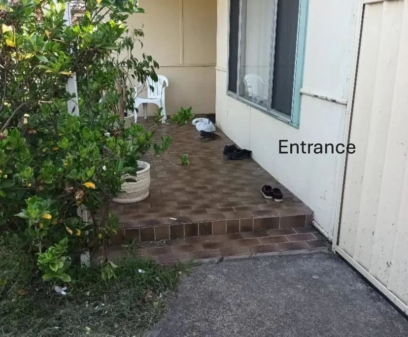 Furnished room in a share house