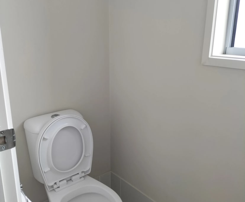 $250, Share-house, 4 bathrooms, Pimpama QLD 4209