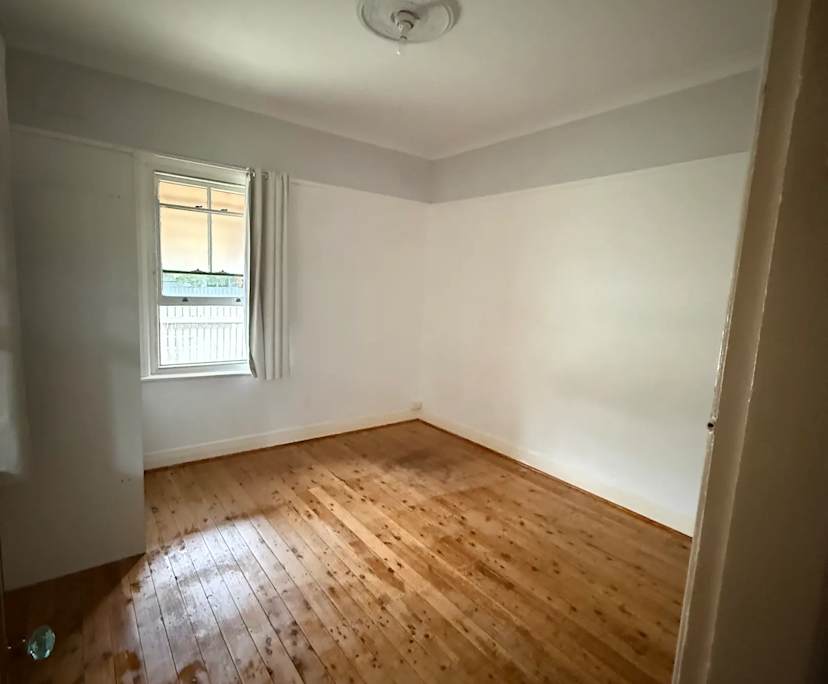 Unfurnished room in a share house