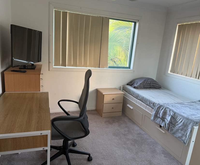 Furnished room with own bathroom