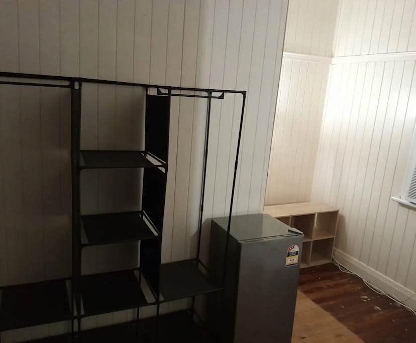 $275, Share-house, 4 bathrooms, West Mackay QLD 4740