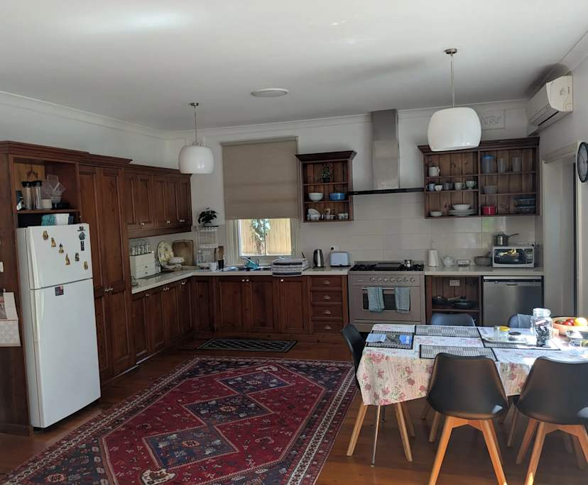 $320, Share-house, 3 bathrooms, Dulwich Hill NSW 2203
