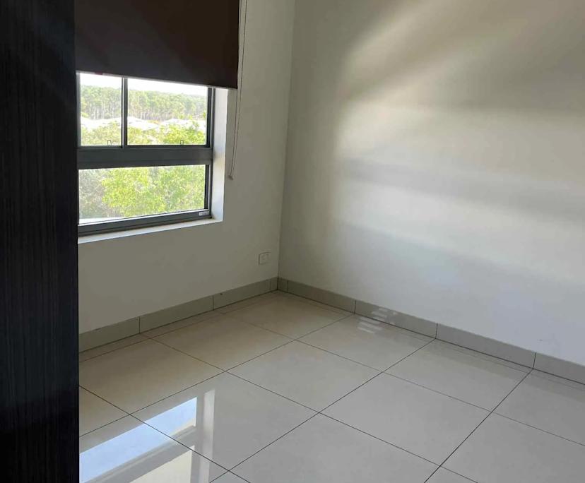 Room with ensuite in a flatshare