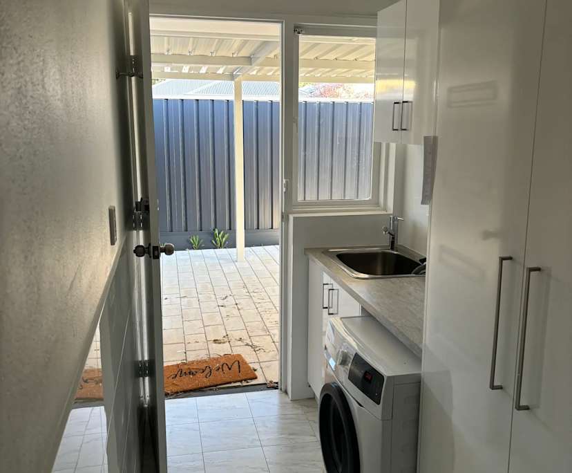 $350, Share-house, 4 bathrooms, Wanneroo WA 6065