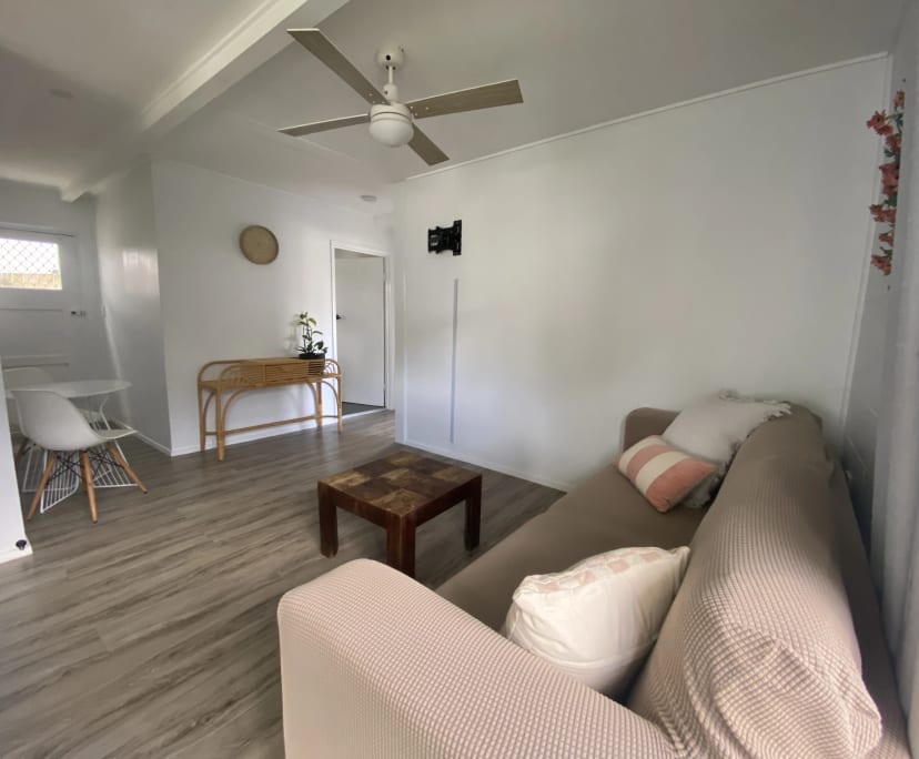 $700, Share-house, 2 bathrooms, Coolangatta QLD 4225