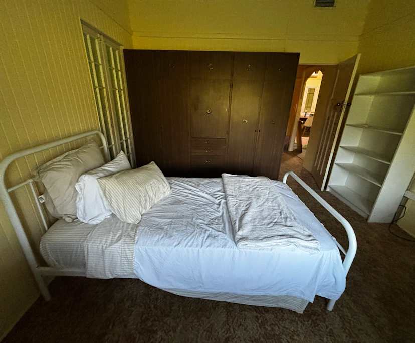 $270, Share-house, 3 bathrooms, Pleystowe QLD 4741