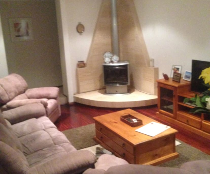 $350, Share-house, 3 bathrooms, Craigie WA 6025