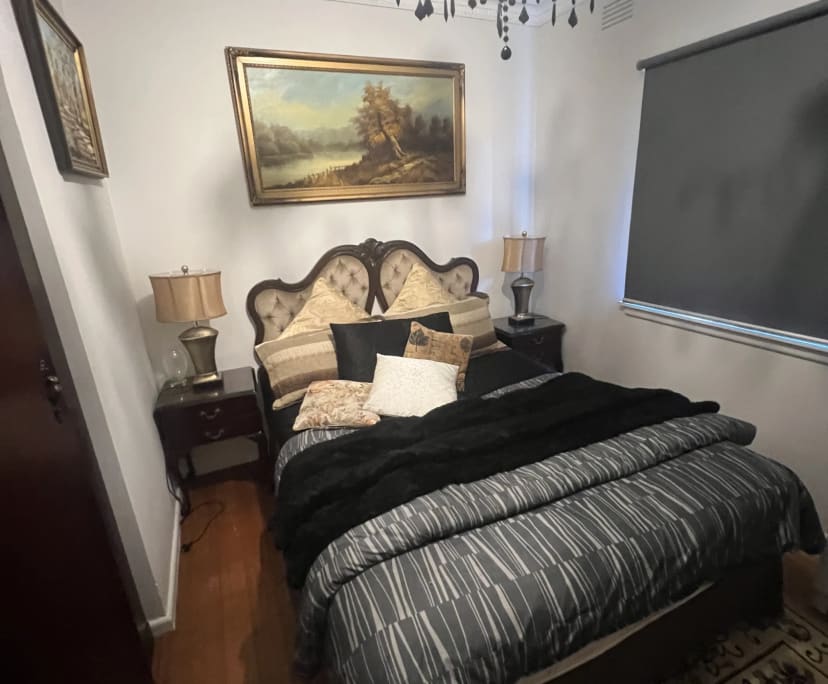 Furnished room in a share house