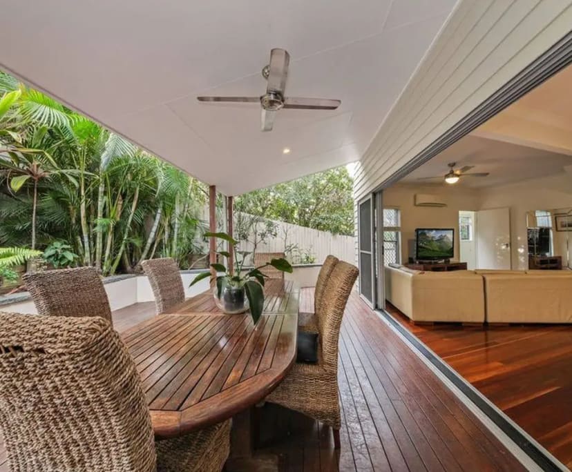 Whole property with 4 rooms for rent