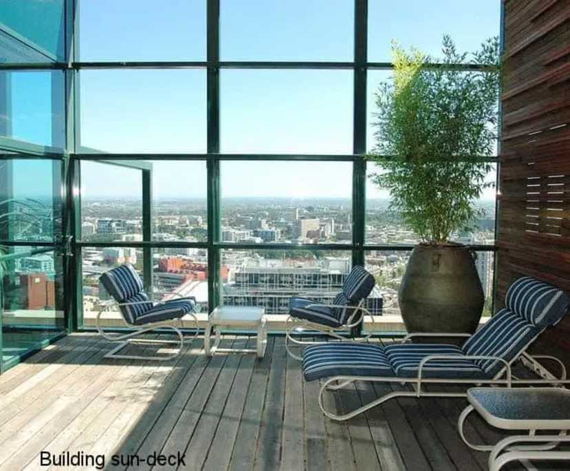 $1,099, Whole-property, 2 bathrooms, Melbourne VIC 3000