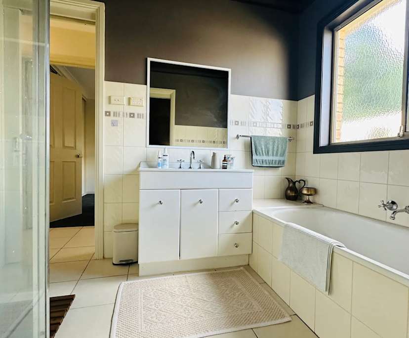 $250, Share-house, 3 bathrooms, Reservoir VIC 3073