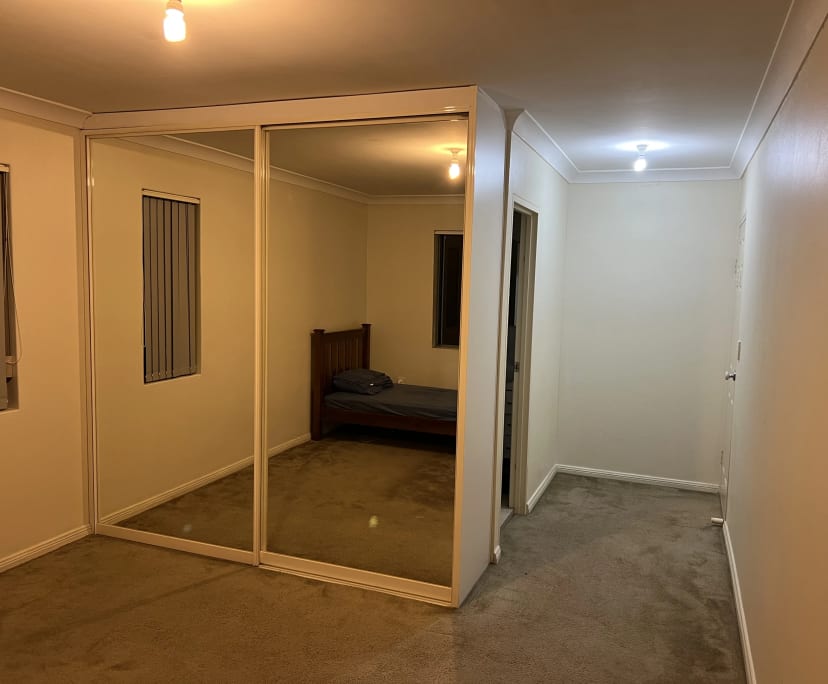 Furnished room with ensuite in a flatshare