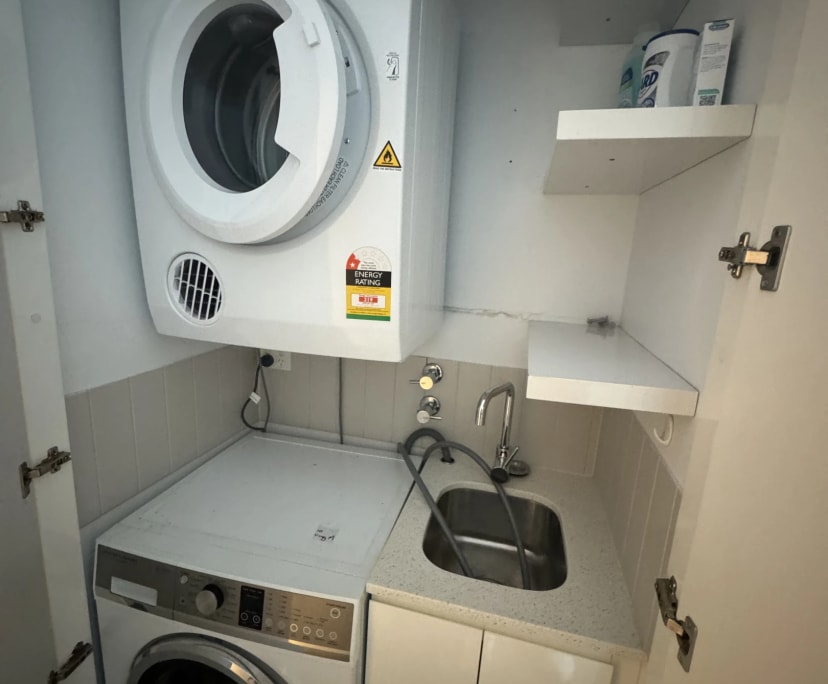 $470, Flatshare, 2 bathrooms, Dee Why NSW 2099