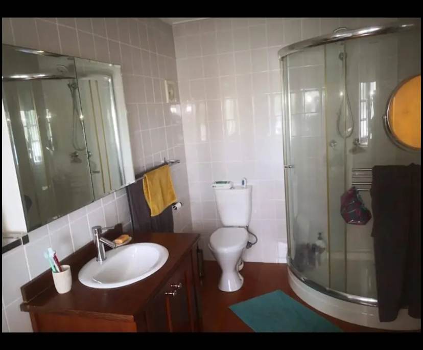 Furnished room with own bathroom