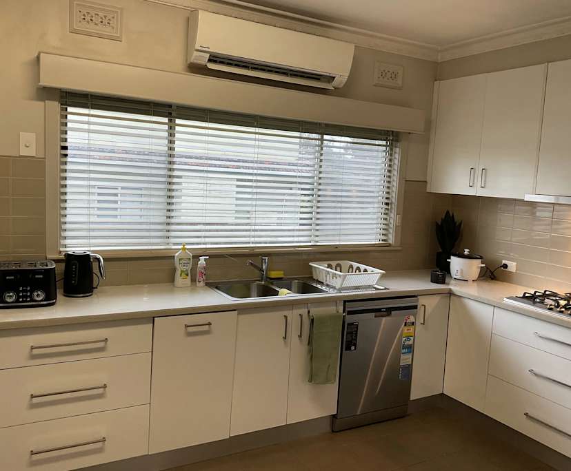 $250, Share-house, 3 bathrooms, Westmeadows VIC 3049