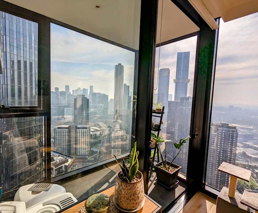 Unfurnished room with ensuite in a flatshare