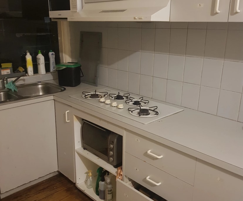 Furnished room in a share house