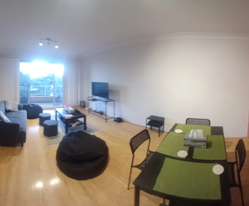 Furnished room in a flatshare