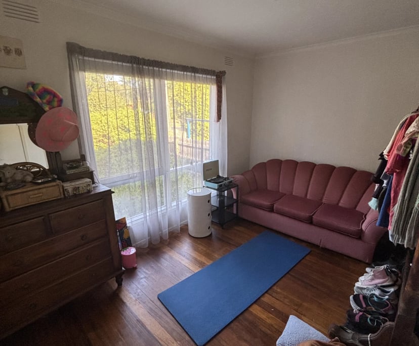 Unfurnished room in a share house