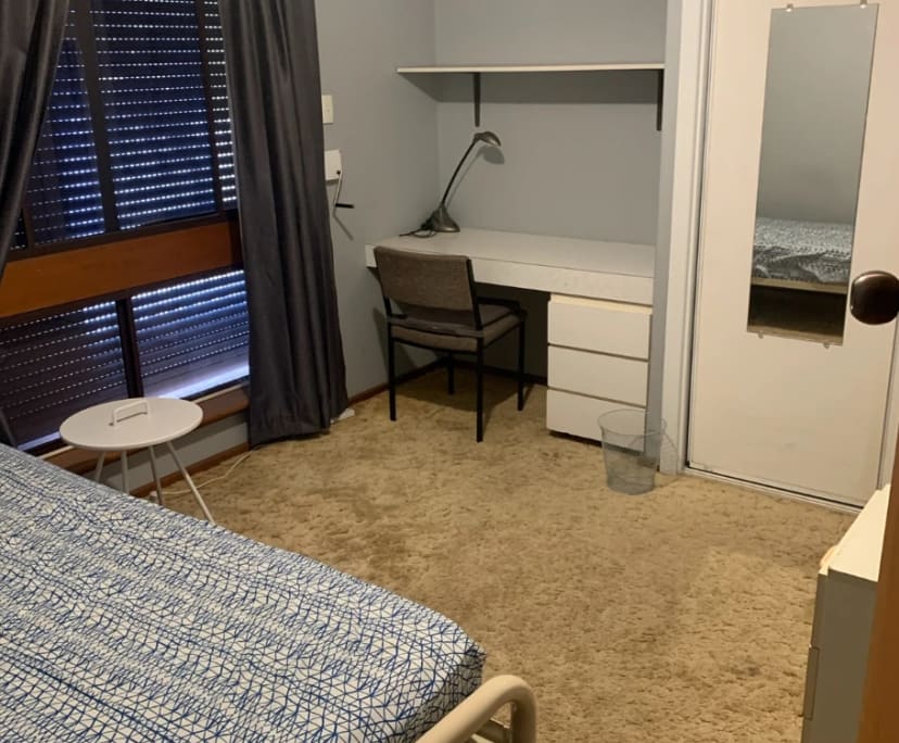 Furnished room in a share house