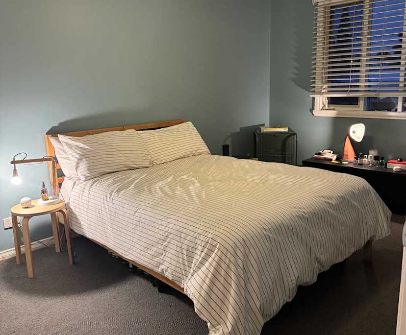 Unfurnished room in a share house